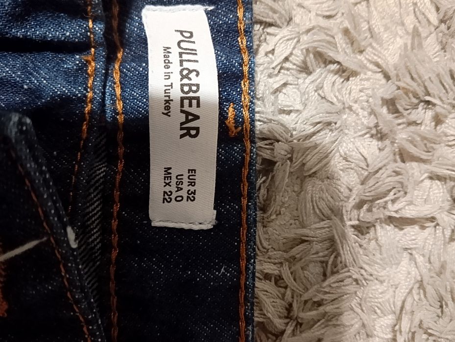 Spodnie jeansowe damskie pull&bear rozm. 32