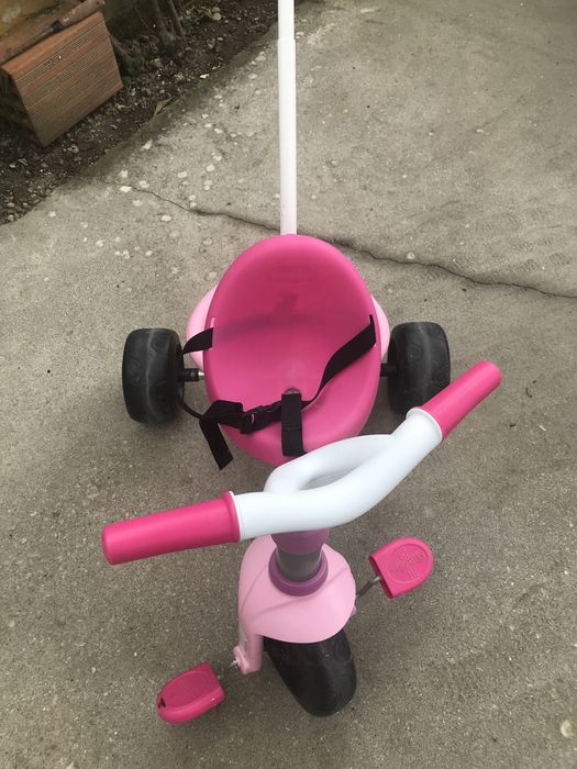 Triciclo Smoby para menina
