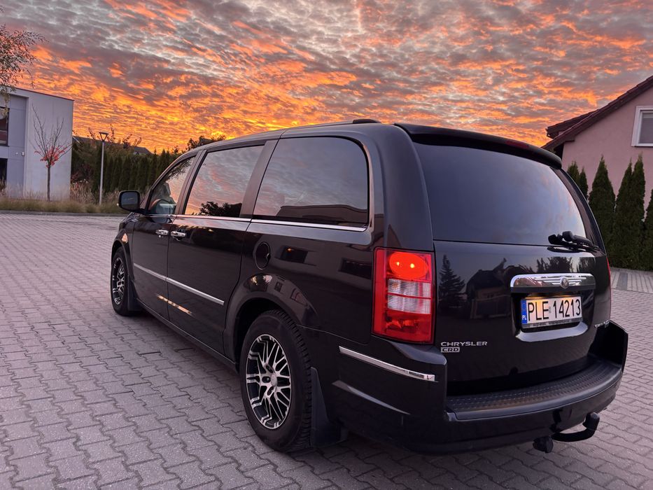 Chrysler Grand Voyager 2.8 CRDI 163km 2008r 7 osób Hak LIMITED