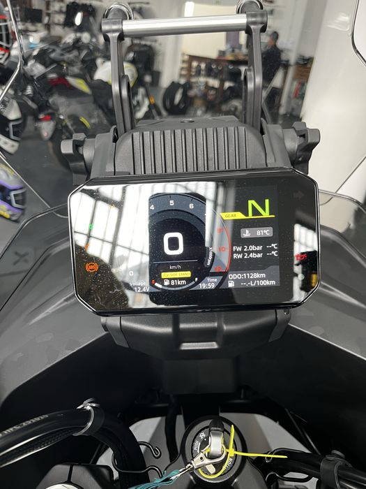 CF MOTO 700MT ADV