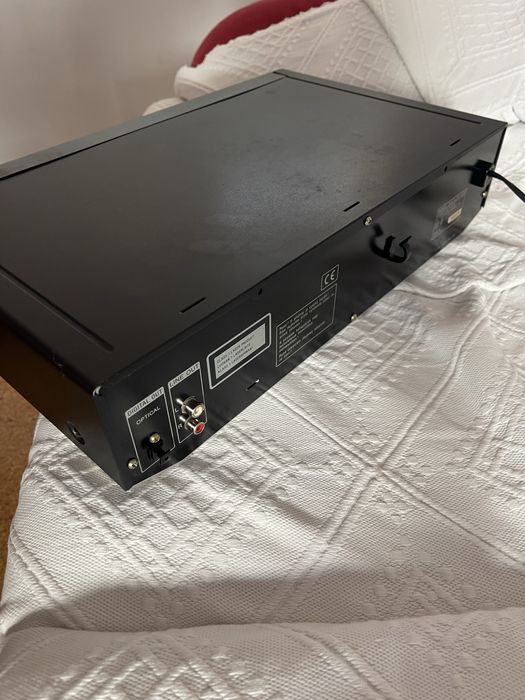 Leitor de CD Sony ( ler bem o anúncio )