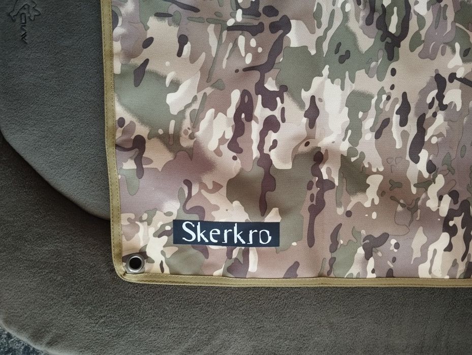 Plandeka na łóżko karpiowe