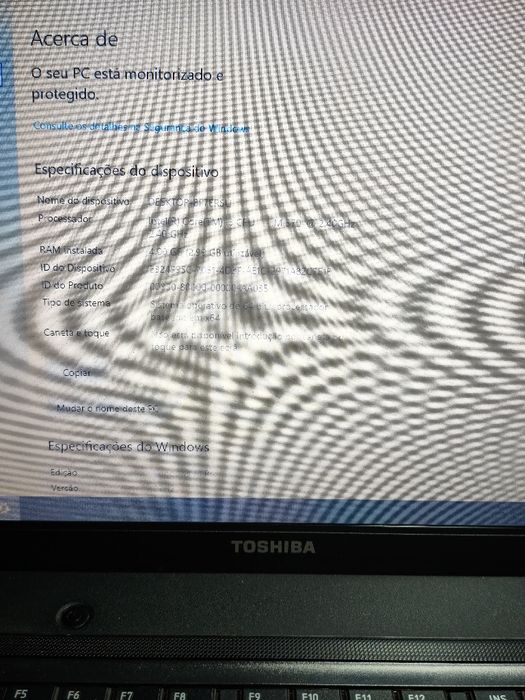Portátil Toshiba Satélite Pro L650
