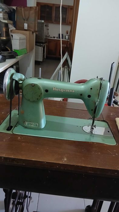Maquina de costurar Husqvarna