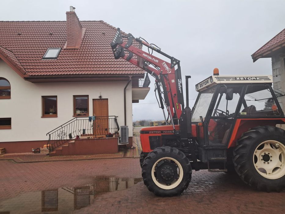 Firma Art-Tur Ładowacz czołowy Tur 5 samopoziom odciągi euro ramka