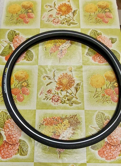 Продам резину на велосипед