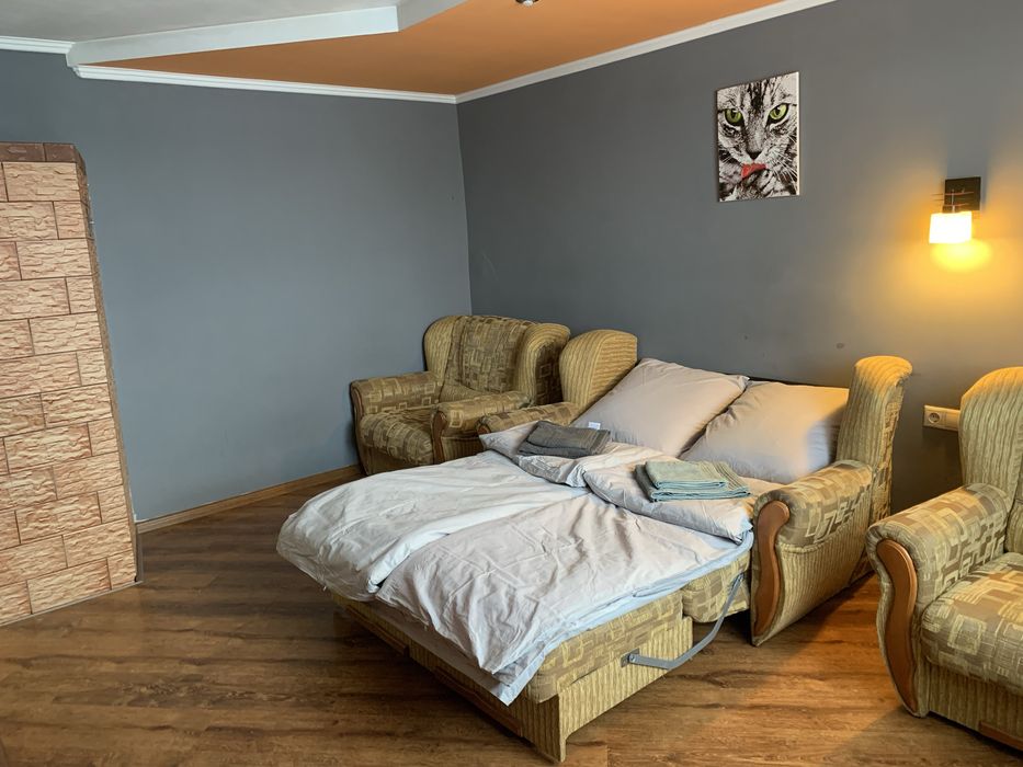 Кімнати по добово у Лазещині