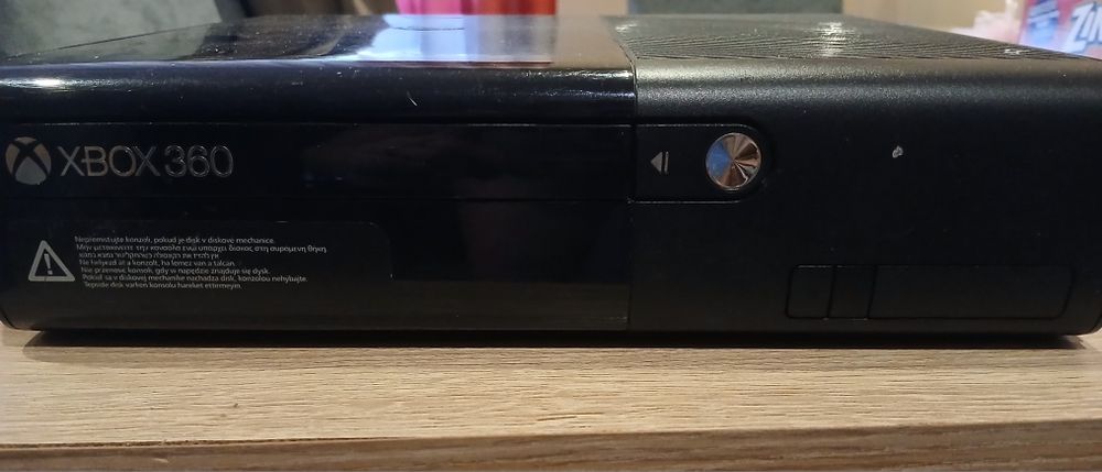 Konsola Xbox 360
