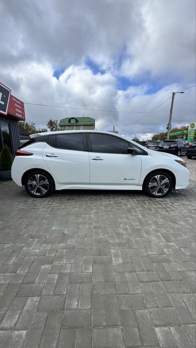 Nissan Leaf Ніссан Ліф SV Plus 2019 р 64 кВт Запас ходу 400 км