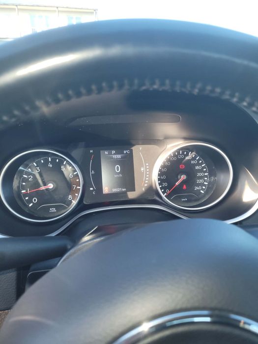 Jeep coompas 1.3 bezyna