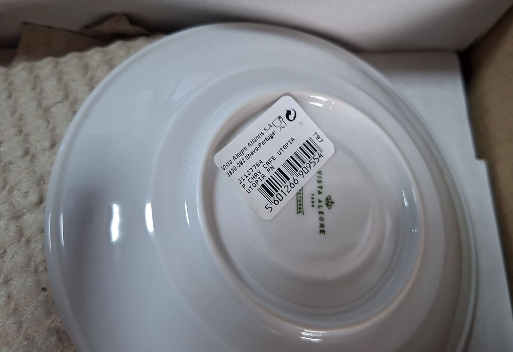 Conjunto Porcelana Vista Alegre Novo