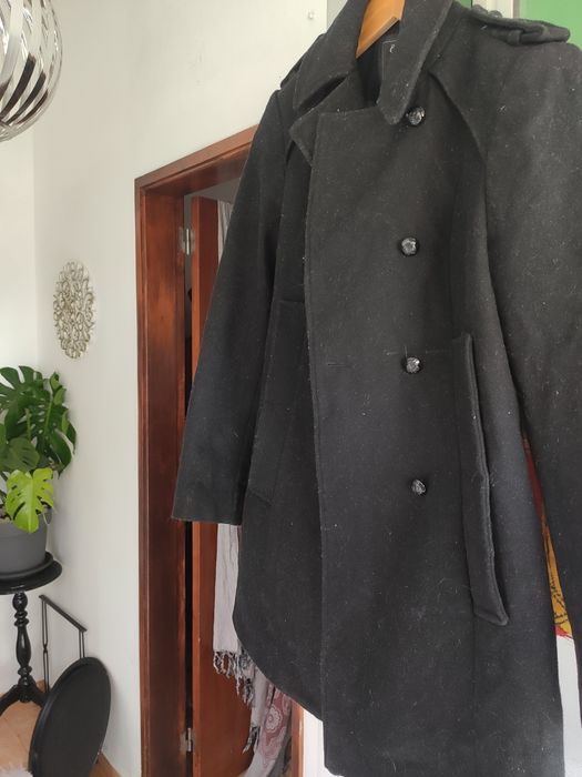 Sobretudo Preto Stradivarius (Tamanho S) - Coleção Inverno