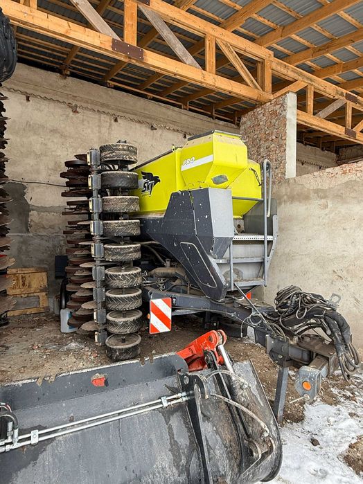 Сівалка SKY Rd 25 a 2013 Зернова 6 м