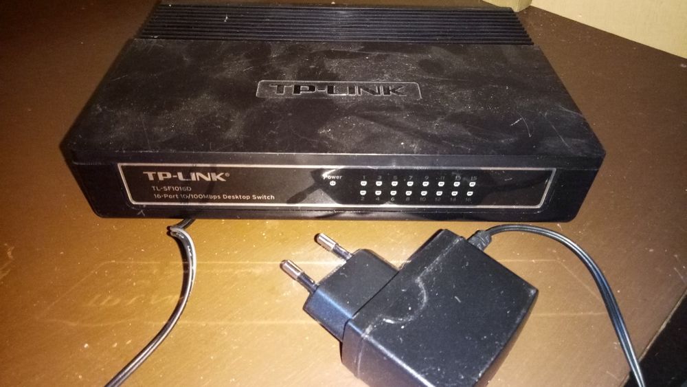 Switch TP-Link TL-SF1016D