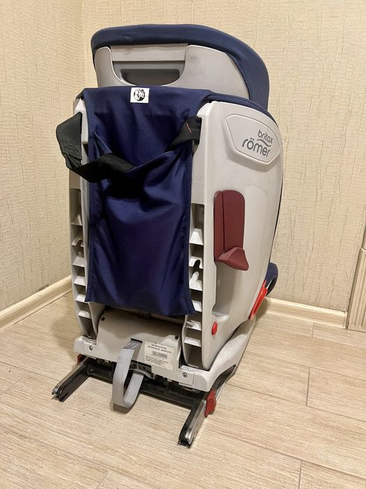 Дитяче автокрісло ROMER ADVANSAFIX