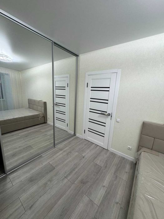 Двокімнатна квартира зі свіжим ремонтом.