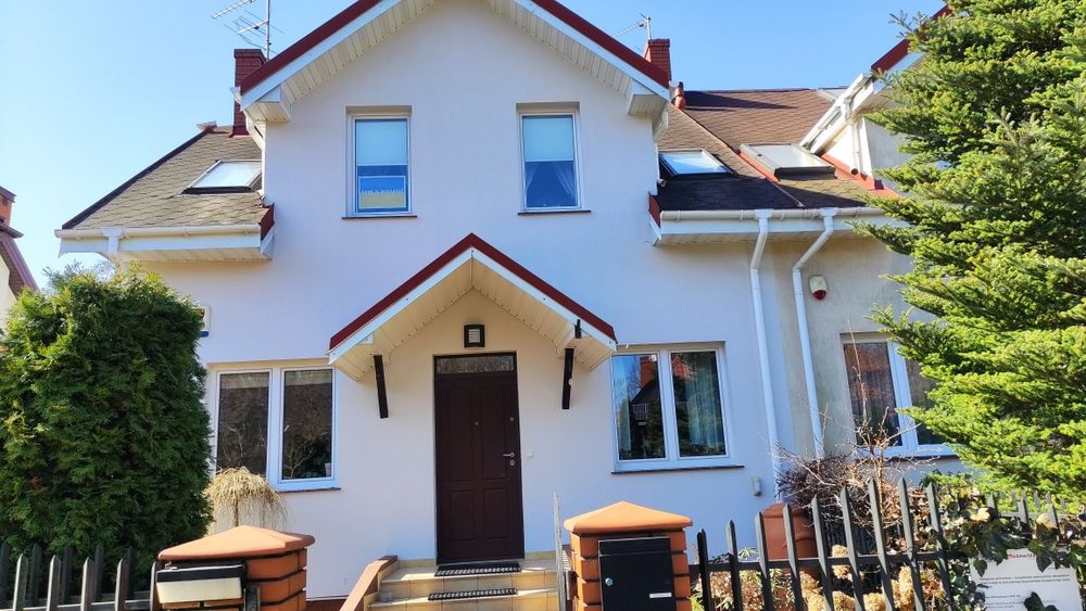 Malowanie elewacji i ogrodzeń