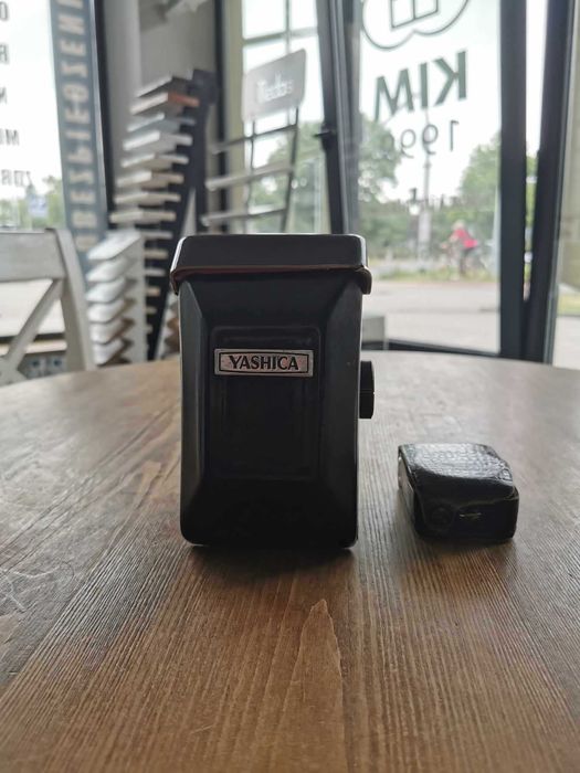 Yashica Mat 6X6  Yashinon F=80mm 1:3,5