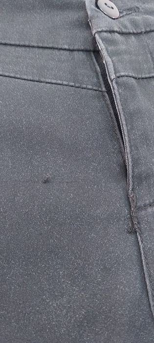 Spodnie czarne rurki xs xxs freesia z serduszkiem z brelokiem.