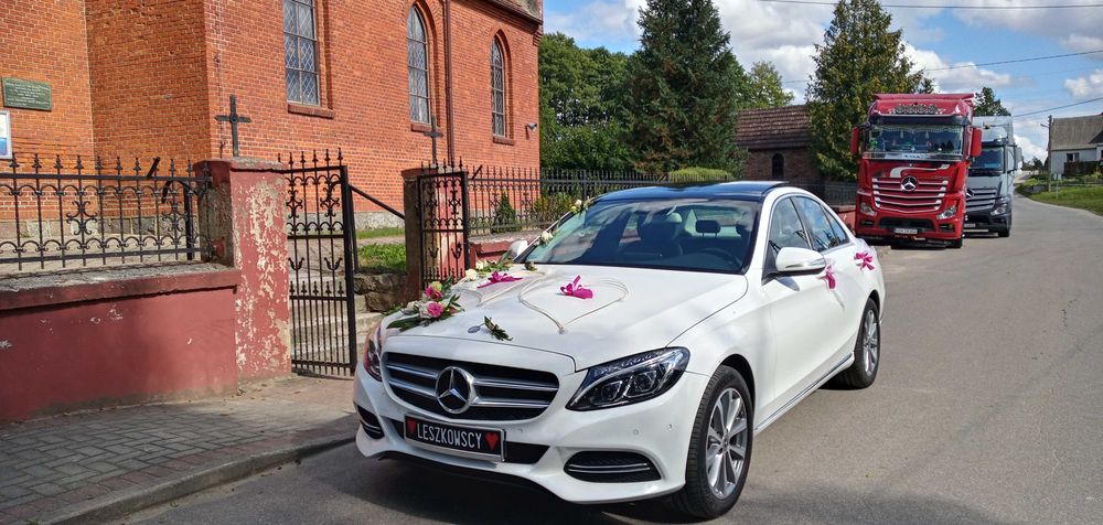 Auto do ślubu wesele