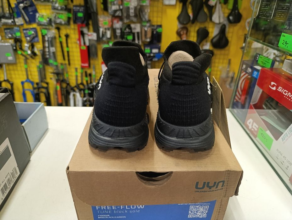 Nowe Buty do biegania Damskie UYN Free Flow Rozmiar 35