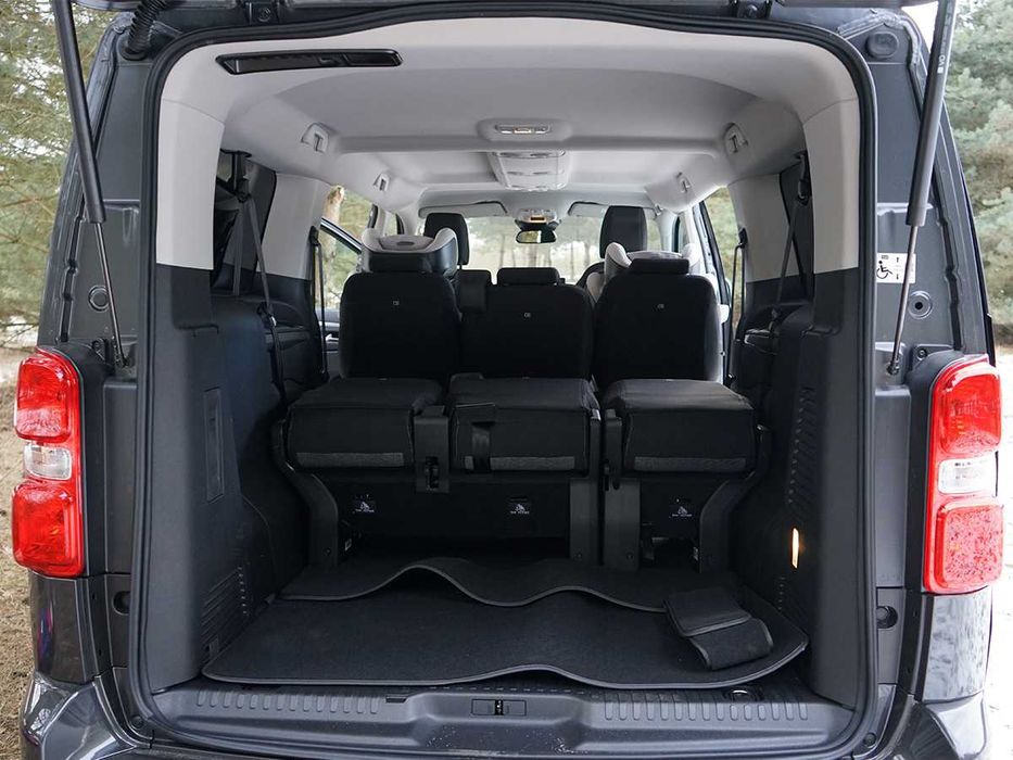 Wynajem busa 8-os. Citroen Spacetourer XL Poznań/Suchy Las