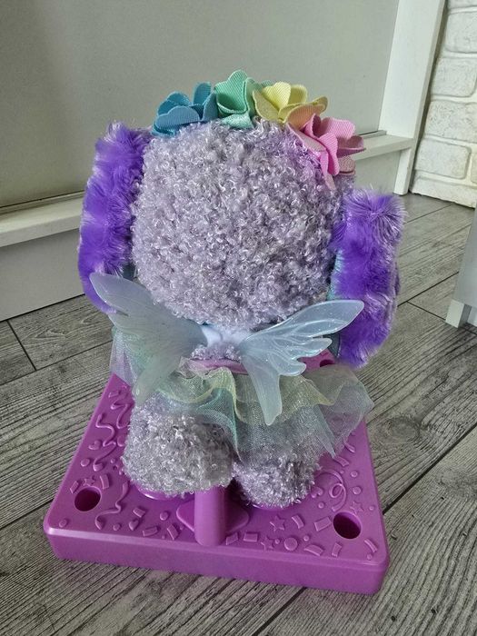 Present Pets Tęczowa Wróżka Piesek interaktywny