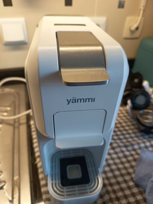 Máquina café Yammi várias cápsulas