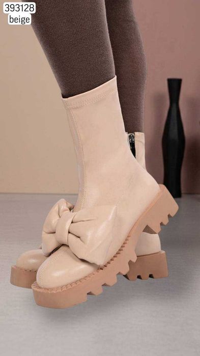 ОПТ Жіночі черевіки, лоуфери, кросівки ОПТ