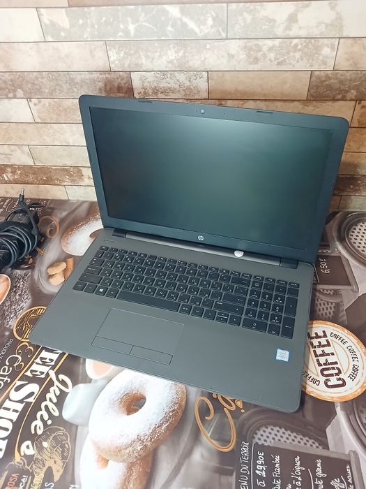 Ноутбук HP 250 G6 15.6" Full HD / Core i3-7020U / 8GB DDR4 / SSD 128GB + HDD 320GB