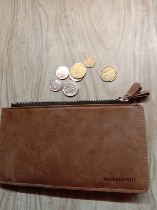 Продам  два    портмоне/кошелек.  к.