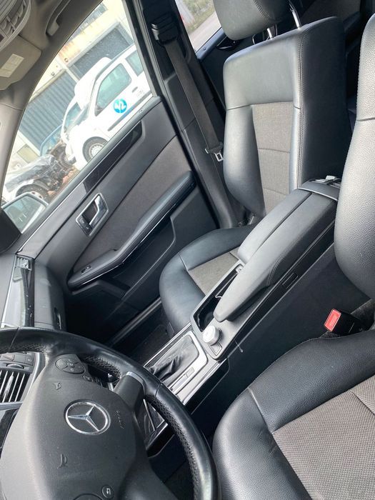 Mercedes W212 Class E de 2013 para peças