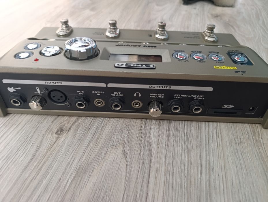Multiefekt gitarowy LINE6 JM4 Looper