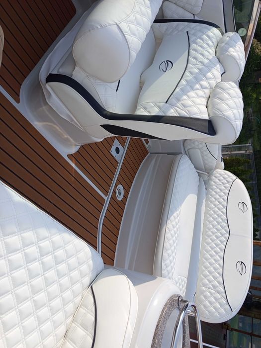 Jacht Motorowy Crownline 260CR rok 2012