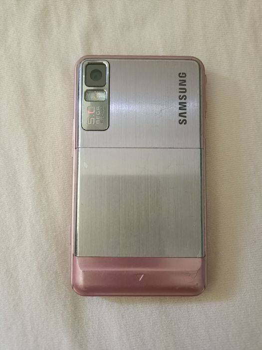 Samsung F480i różowy