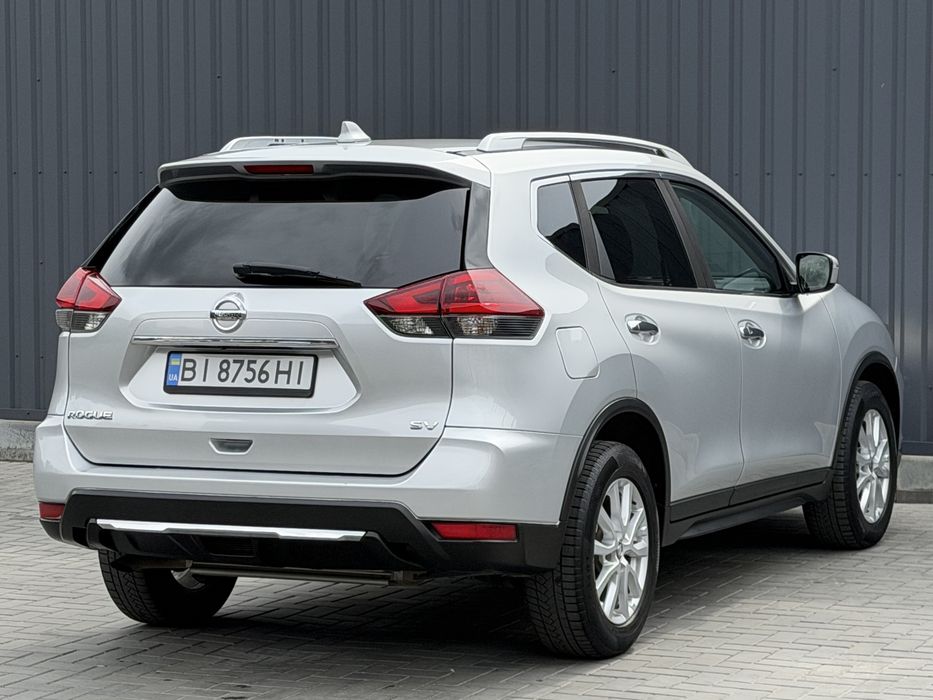 Nissan Rogue SV 2017 рік