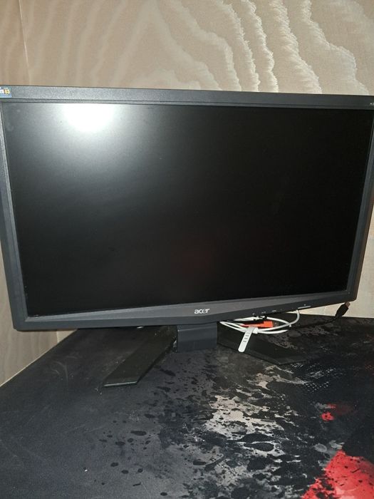 Продам монітор 60 герц