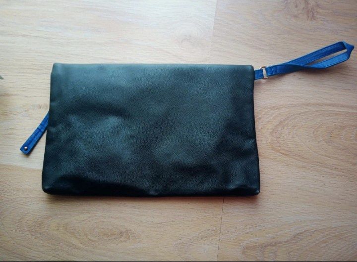 Torebka kopertówka niebiesko czarna