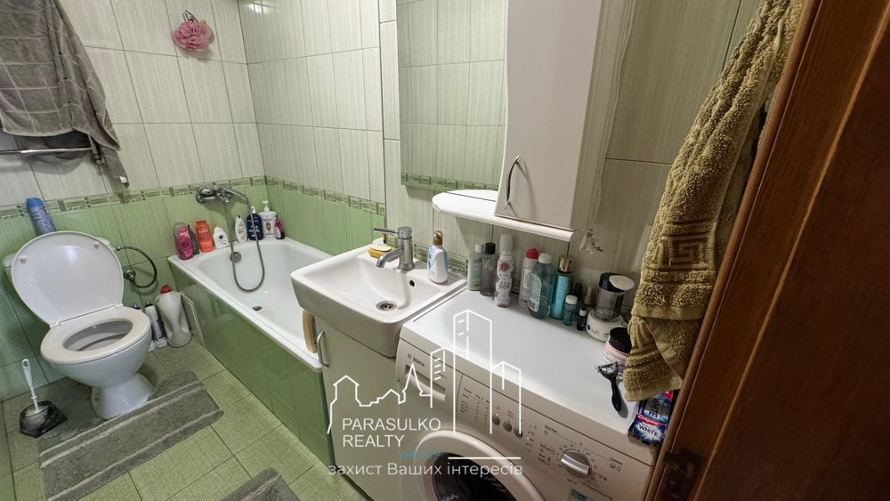 Продам просторий будинок, який готовий для проживання