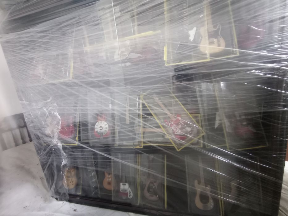 Guitarras miniatura - colecção completa com miniaturas e livros...