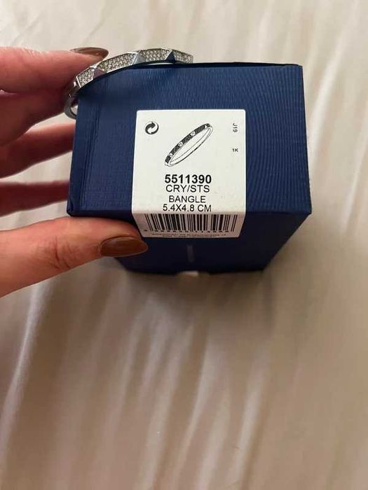 Vendo pulseira prateada Swarovsky como nova