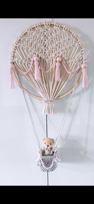 Balon z misiem ozdoba pokoju dziewczynki pomysł na prezent