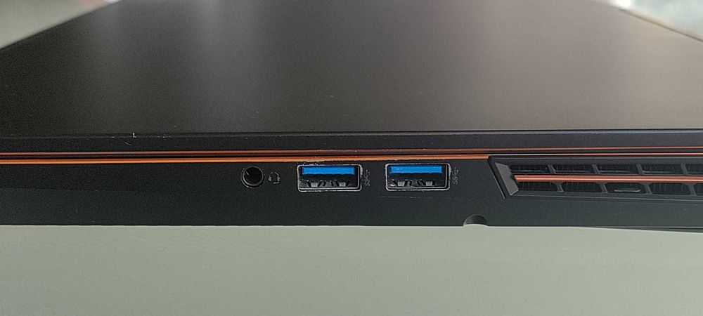 Clevo Gaming Laptop | i7-11800H | RTX 3080 | 64GB RAM | 1.2TB SSD