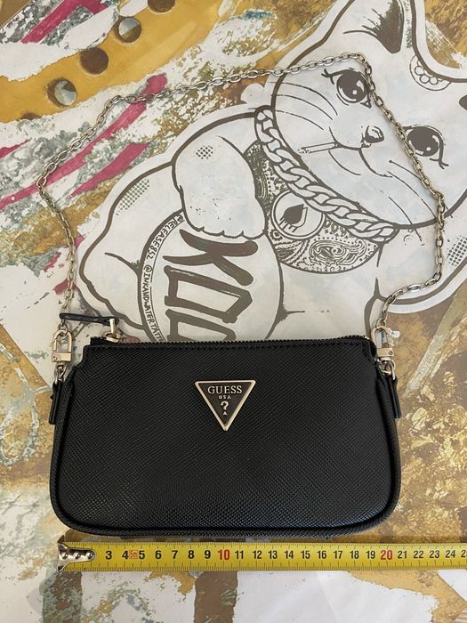 Guess чорна сумка-кросбоді клатч