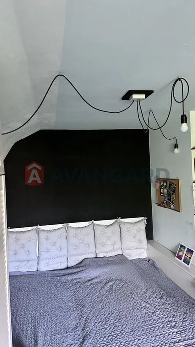 Продаж дому у Комунарському рні.