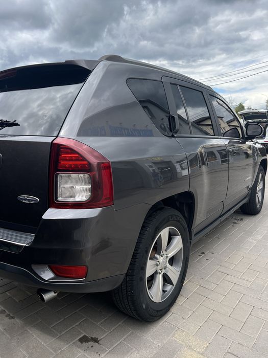 Jeep Compass 2016 VIN 1C4NJDEB5HD110082 фото оголошення 6 з 10