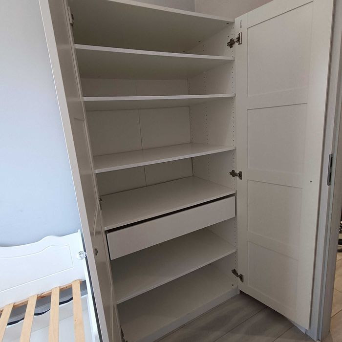 Meble łóżko szafa