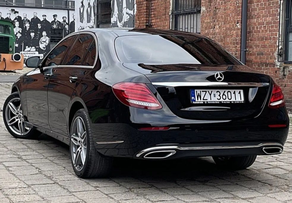 Mercedes E-klasa w213 E220d 4-matic