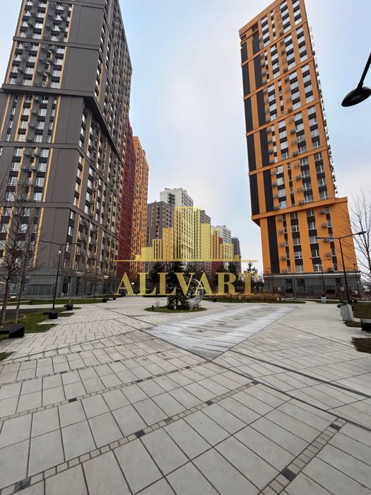 Продаж 1 кім квартири без ремонту, ЖК Світло Парк біля метро Видубичі