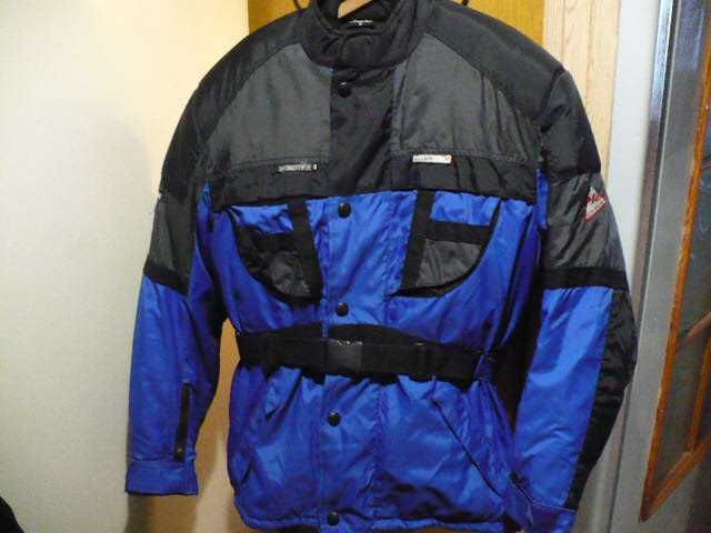 Kurtka na motorcena 200 zł
